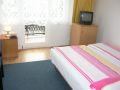 Pok�j czteroosbowy (typ studio)